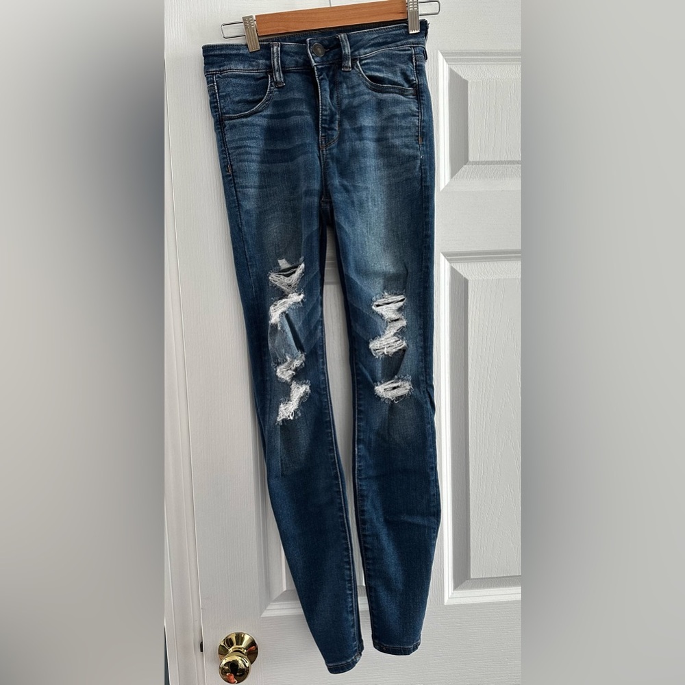 AE High Rise Distressed Skinny Jogger